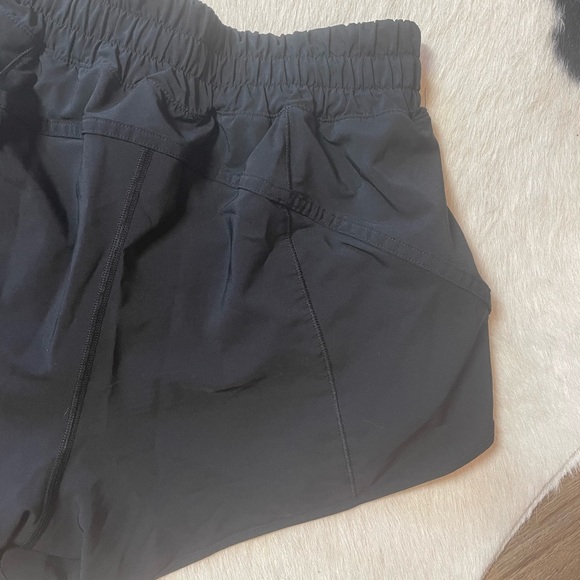 HeyNuts Stride Running Shorts Side Pocket Workout Shorts with Liner 4'' - Picture 7 of 8